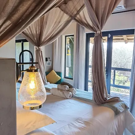 Croc Orvyll'S Kruger Lodge Marloth Park Quarto foto