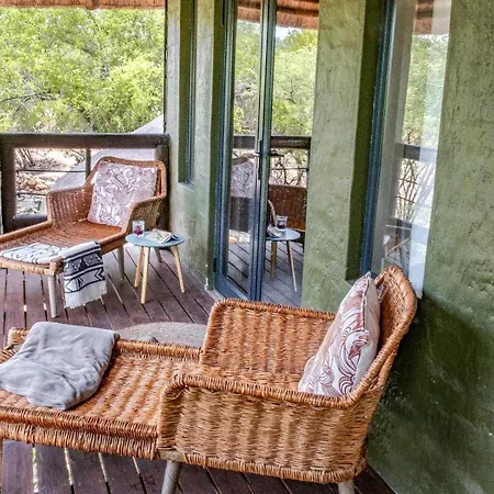 Croc Orvyll'S Kruger Lodge Marloth Park Quarto foto